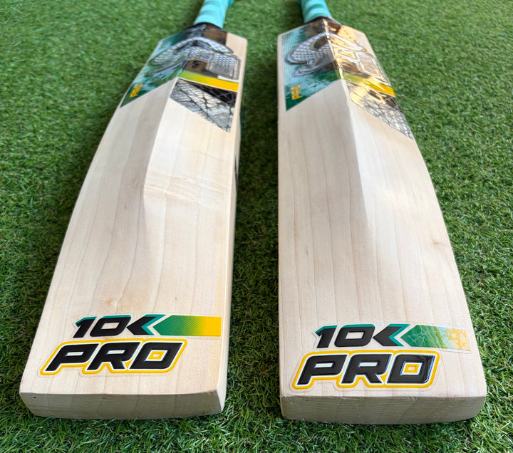 CA 10000 Plus Pro Edition Cricket Bat
