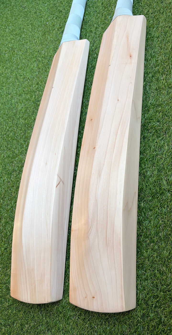 Plain Grade 1+ Full Profile Cricket Bat 