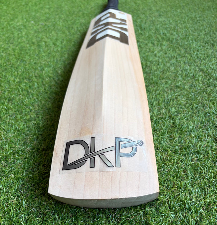 DKP Black Edition Cricket Bat | 3lb | 42mm Edges