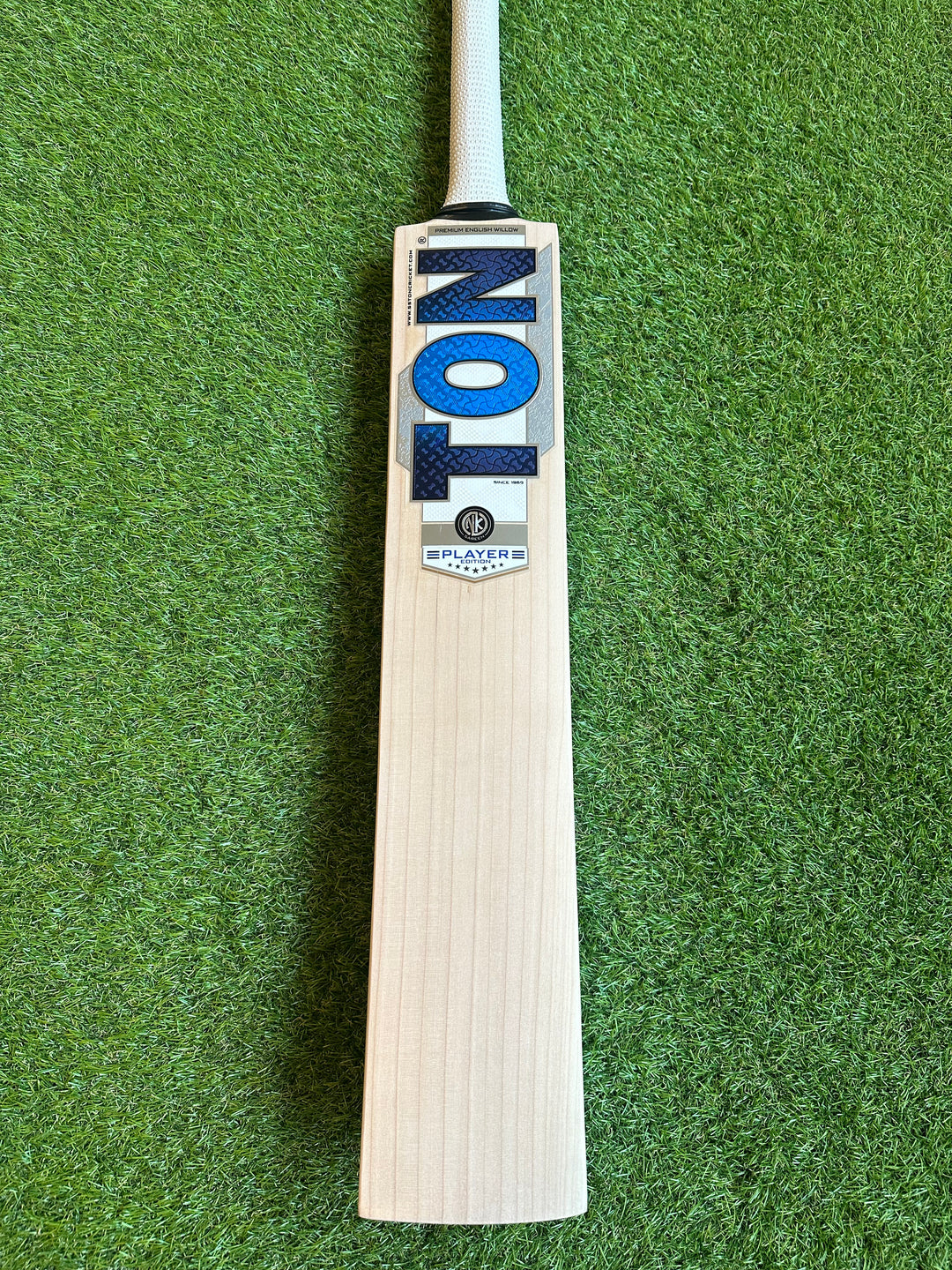 Player Bat TON Player Edition Cricket Bat | 40mm Edges – DKP Cricket