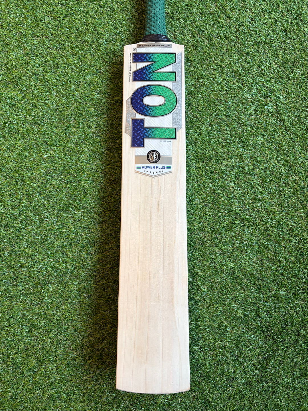 TON Power Plus Cricket Bat