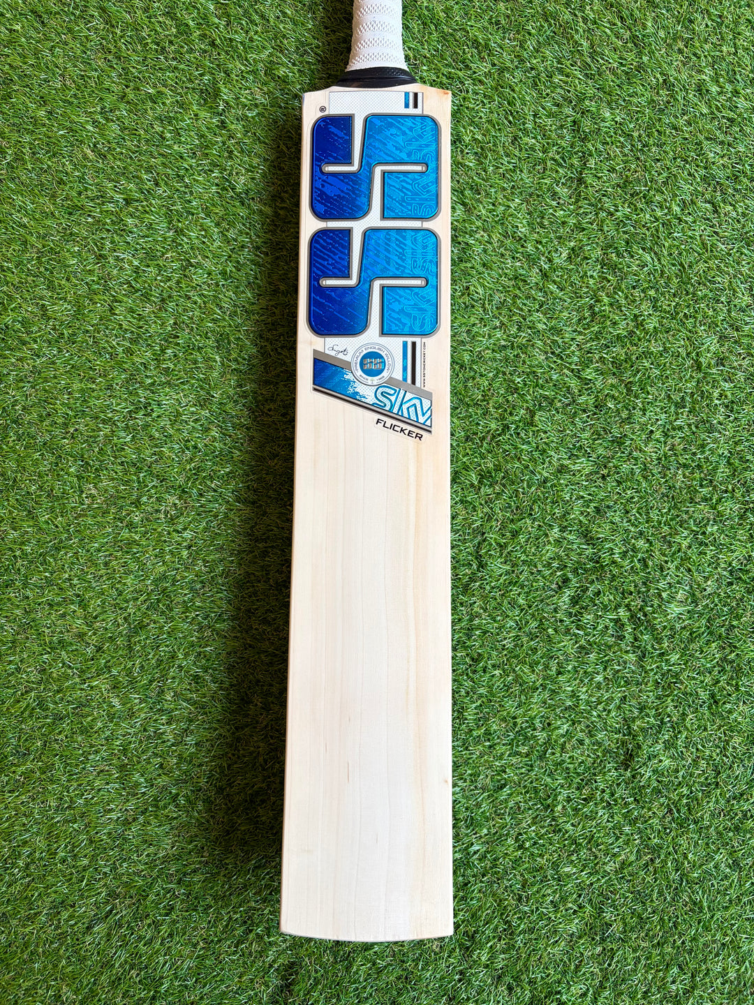 SS TON Sky Flicker Pro Cricket Bat | Harrow Size | New Model