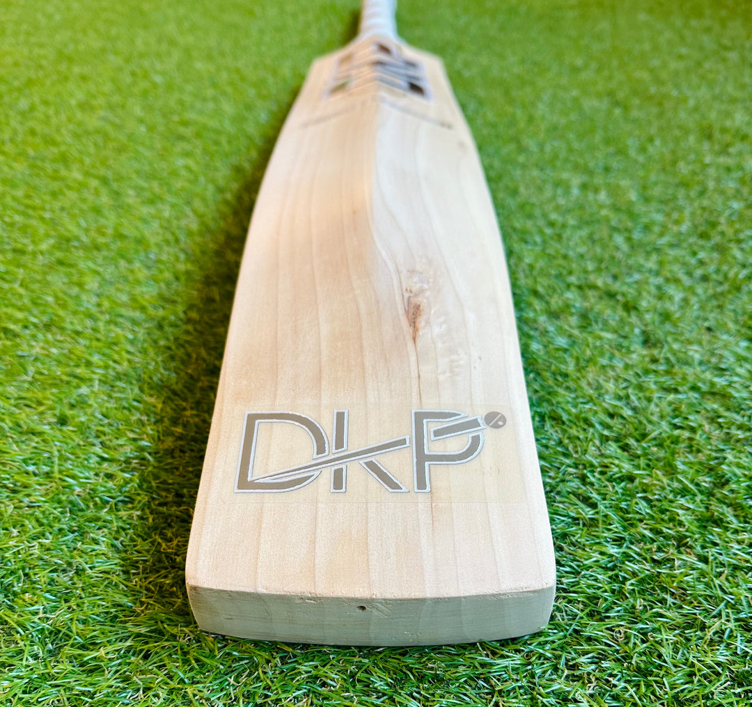 DKP Limited Edition Cricket Bat | Grade 1