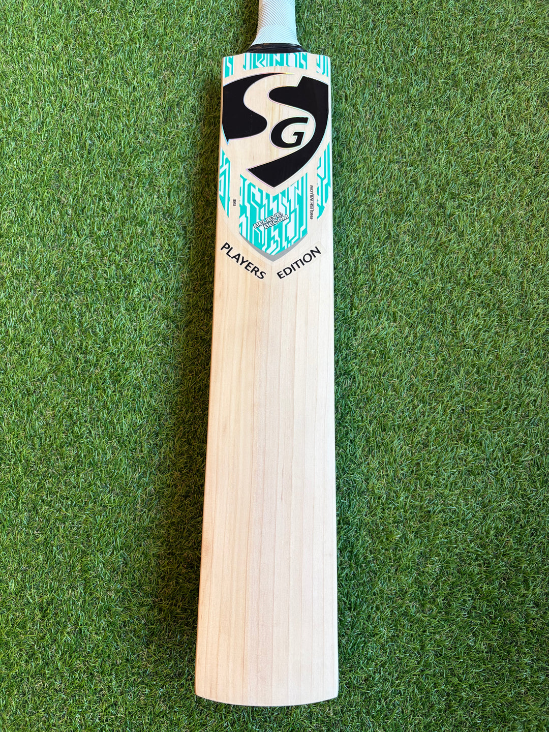 SG Players Edition Cricket Bat