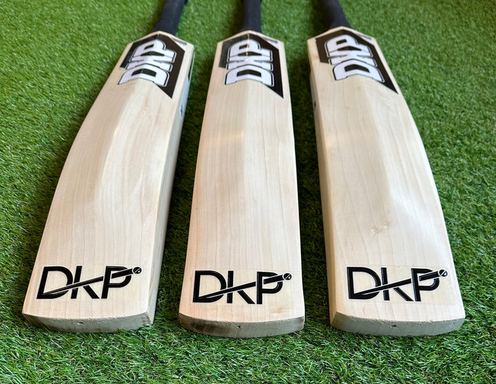 DKP VK-18 Cricket Bat | Players Grade