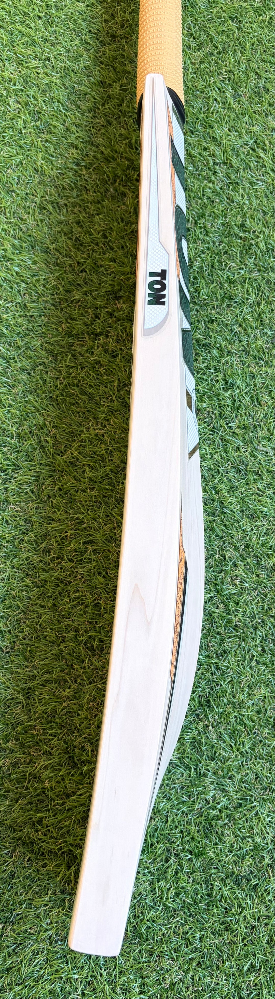 TON Super Cricket Bat | Harrow