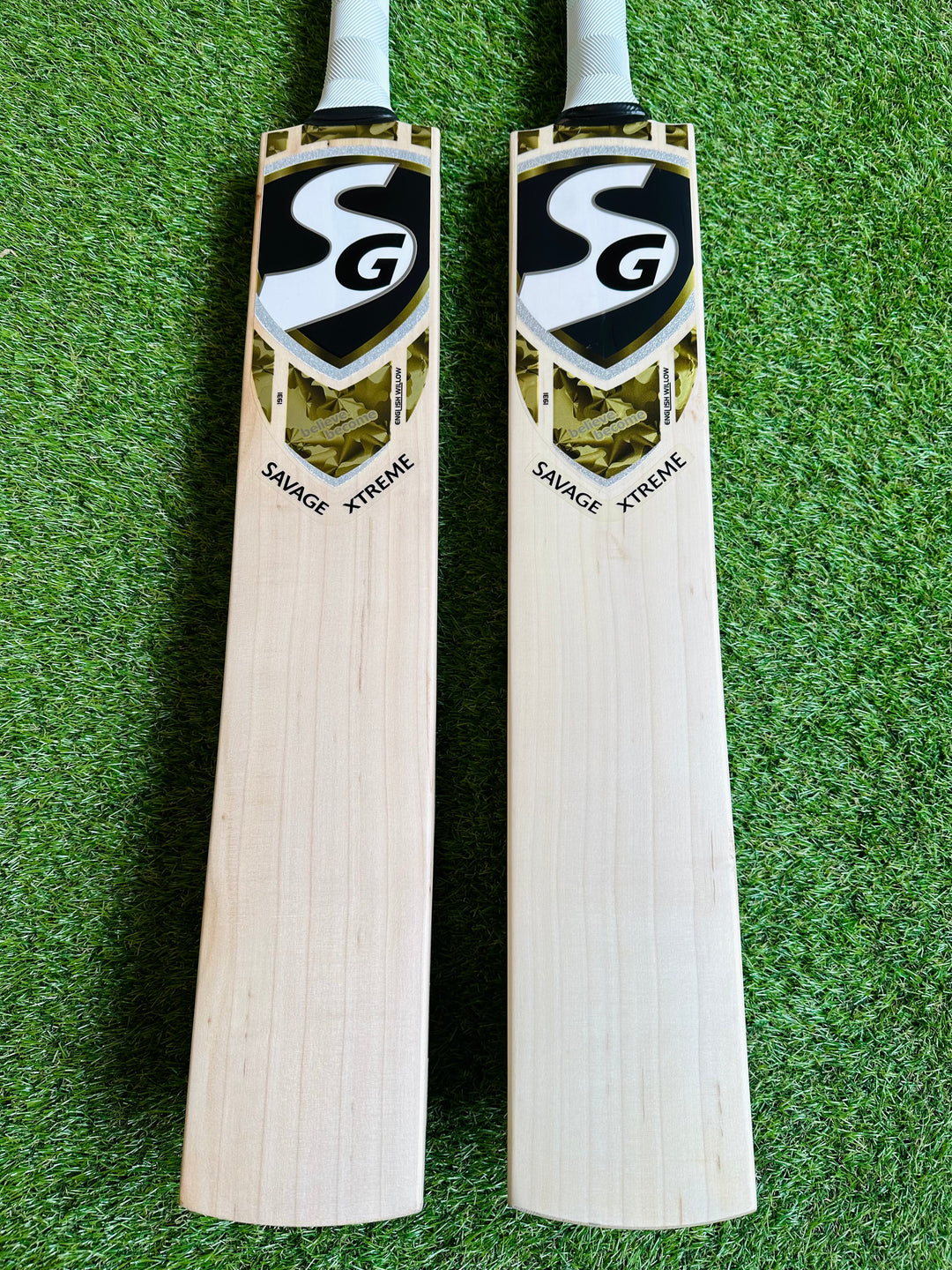 SG Savage Xtreme Pro Cricket Bat