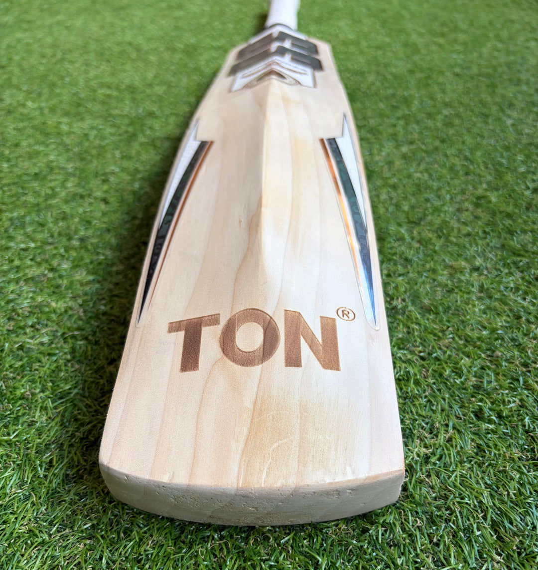 SS TON Smacker Signature Cricket Bat
