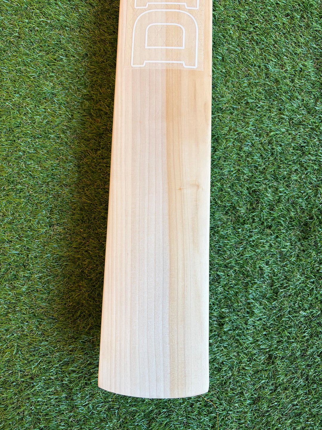 DKP Air Cricket Bat | 15 Grains | Grade 1+