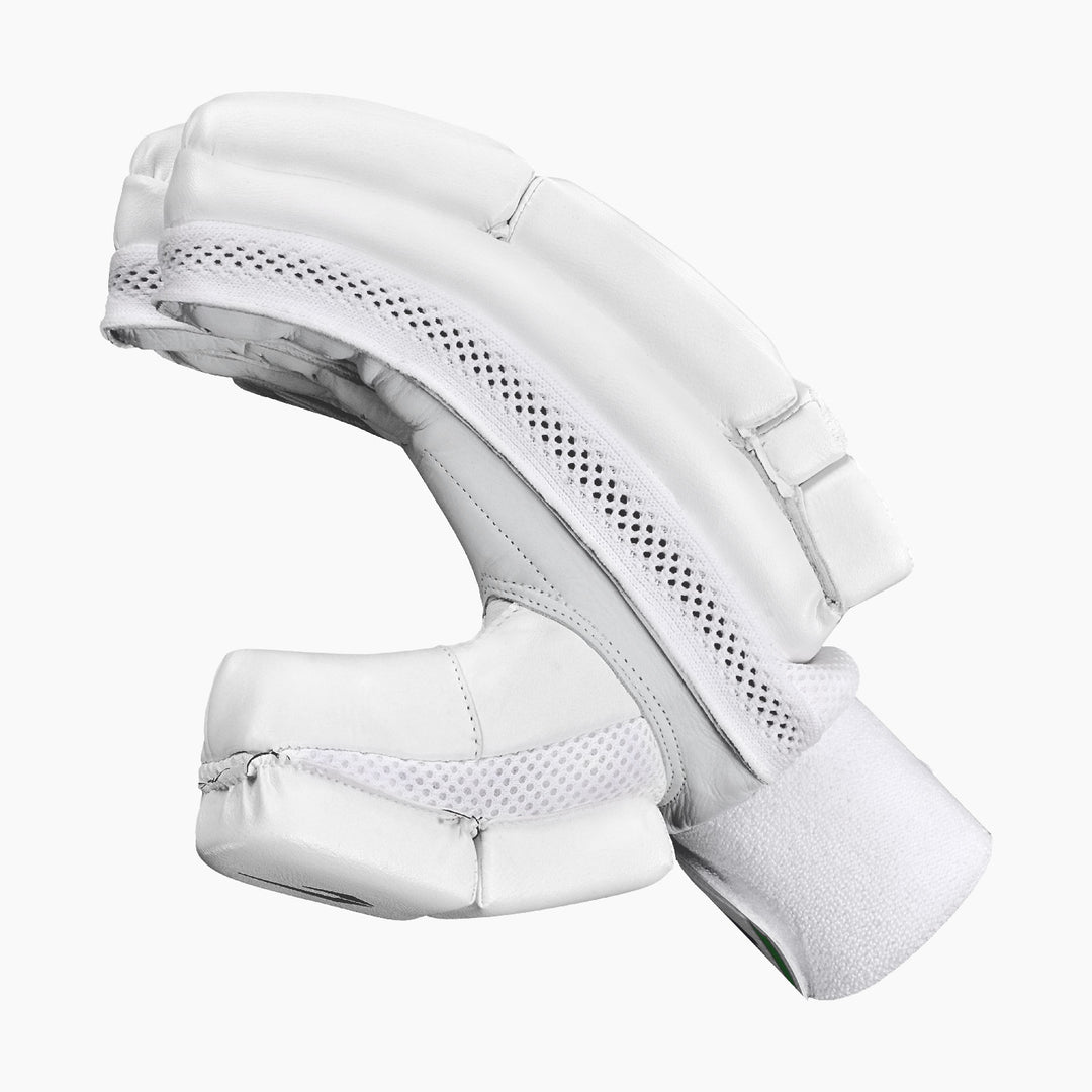 DSC Spliit 4000 Cricket Batting Gloves