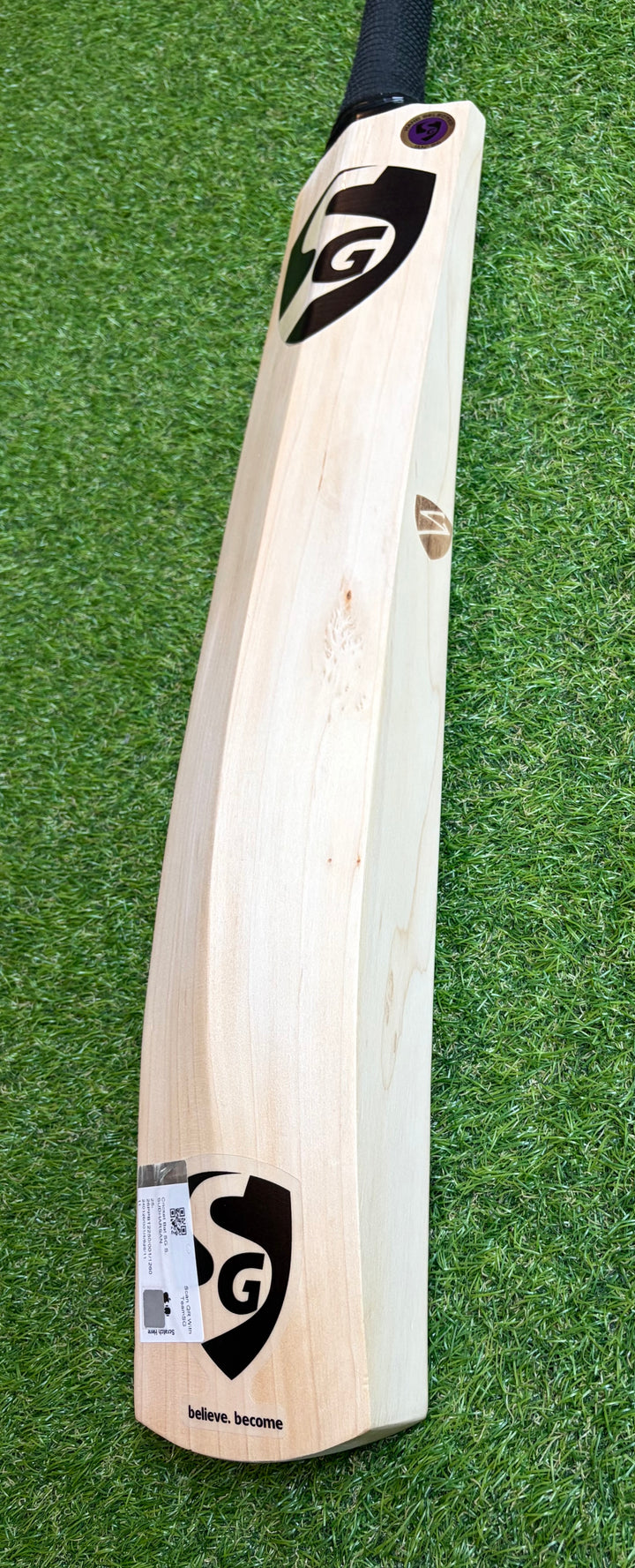 SG Pro Cricket Bat | New Model
