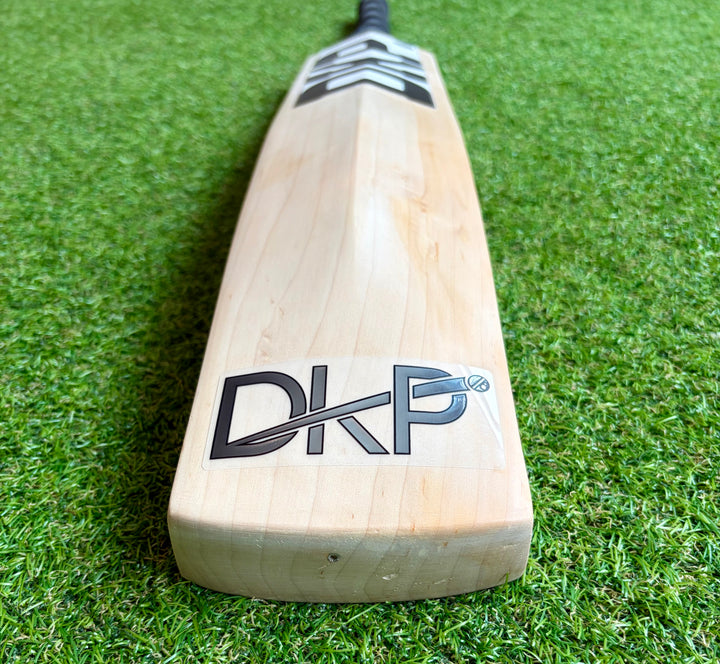 DKP Black Edition Cricket Bat | 3lb | 44mm Edges