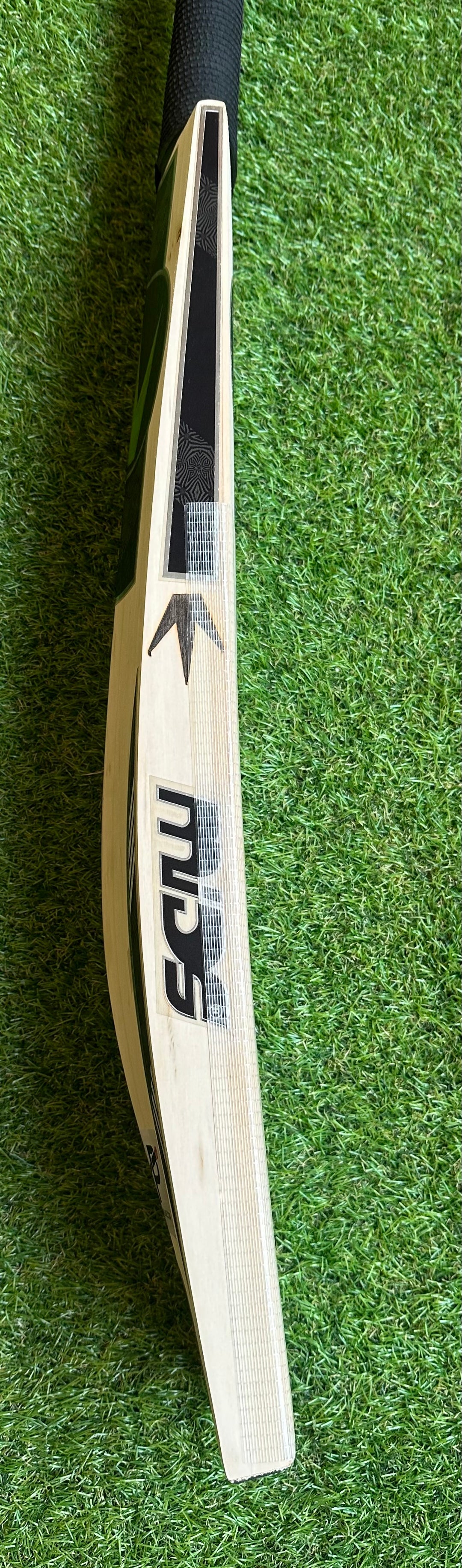 Mids Laminate Players Cricket Bat