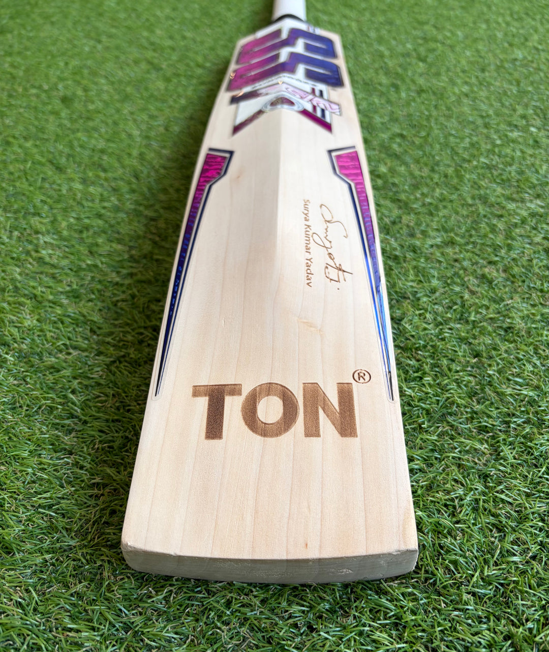 SS TON Sky Blaster Cricket Bat