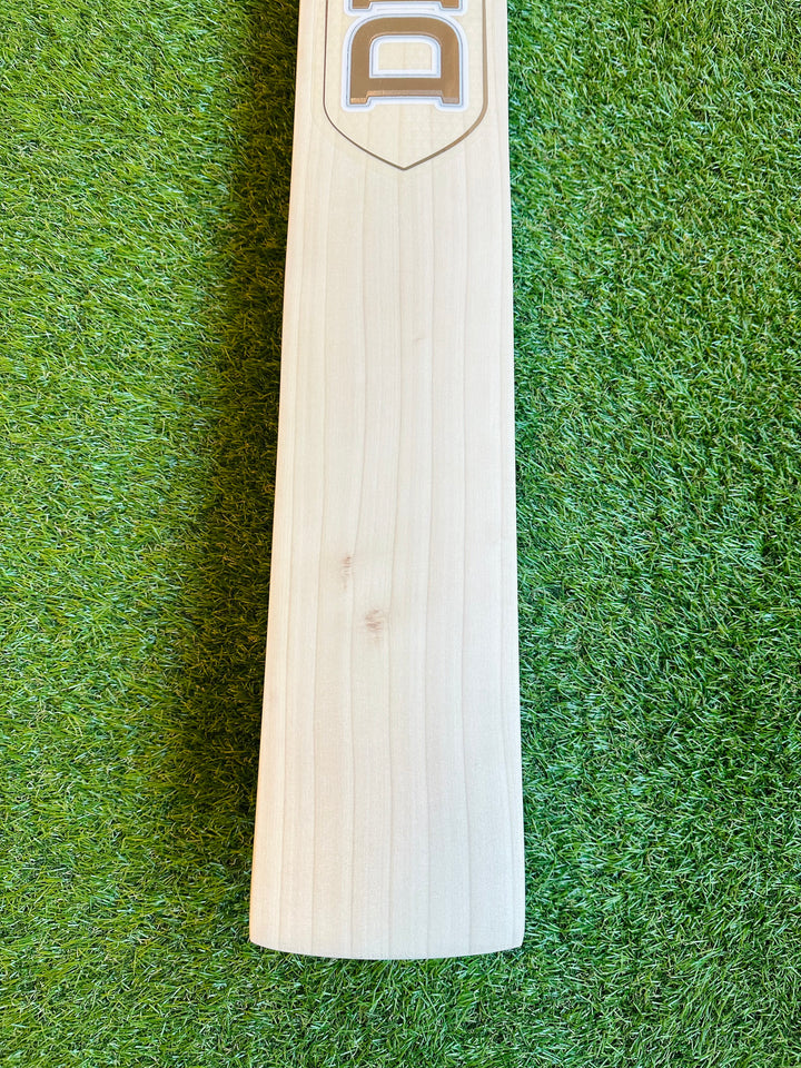 DKP Limited Edition Cricket Bat | Grade 1