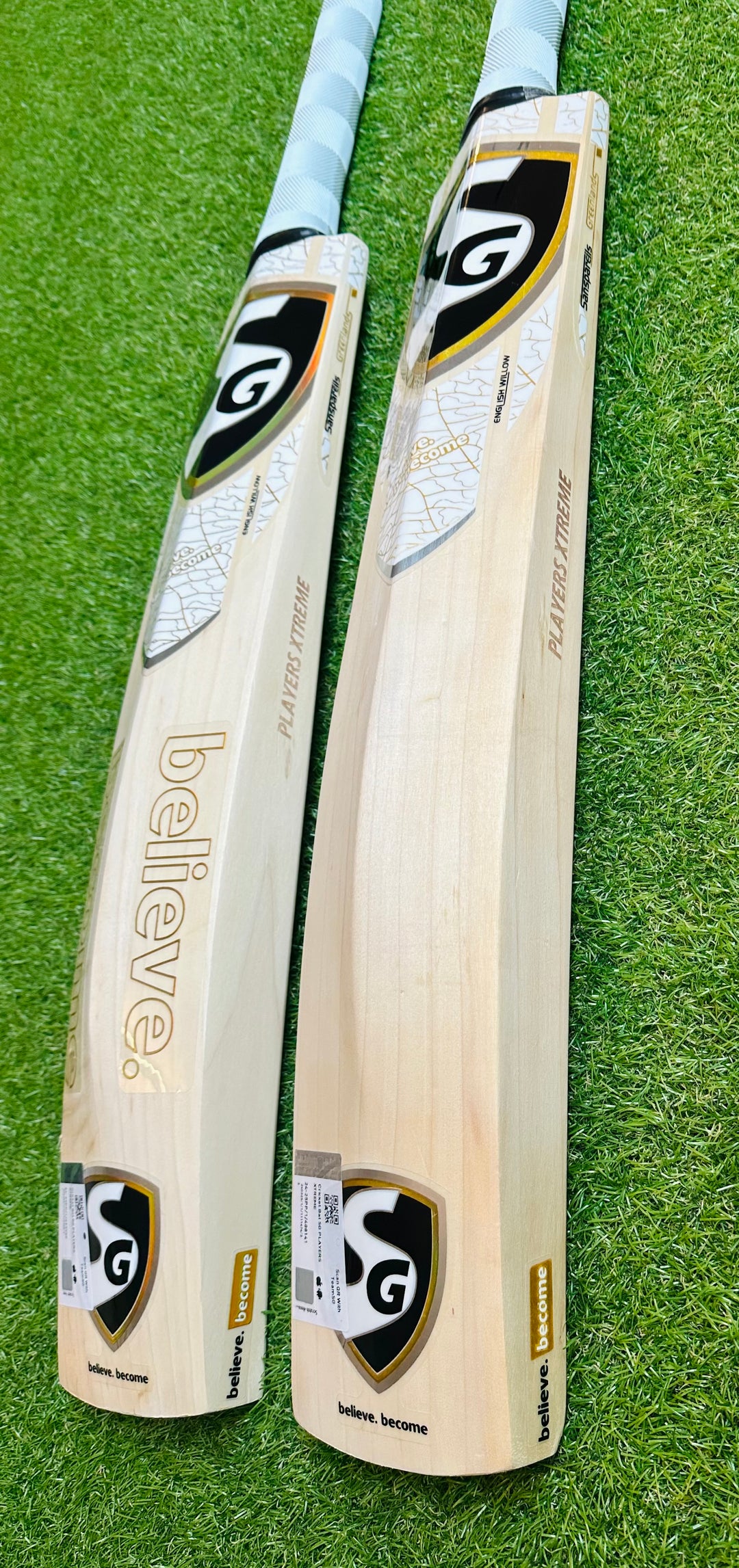 SG Players Xtreme Cricket Bat