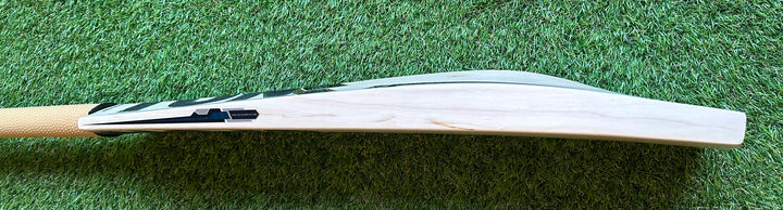 TON Gutsy Edition Cricket Bat