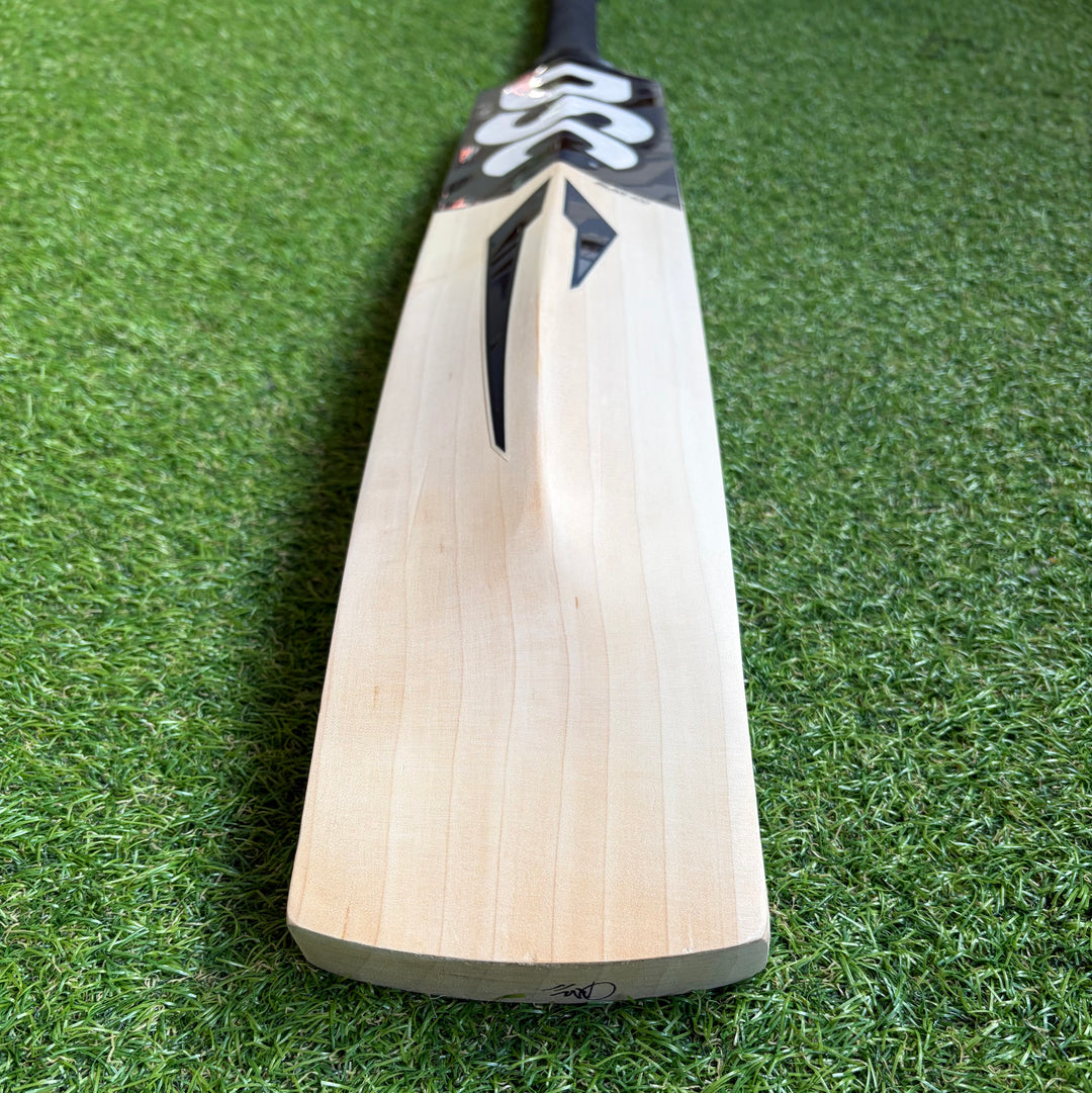 DSC Blak 400 Cricket Bat | 40mm Edges