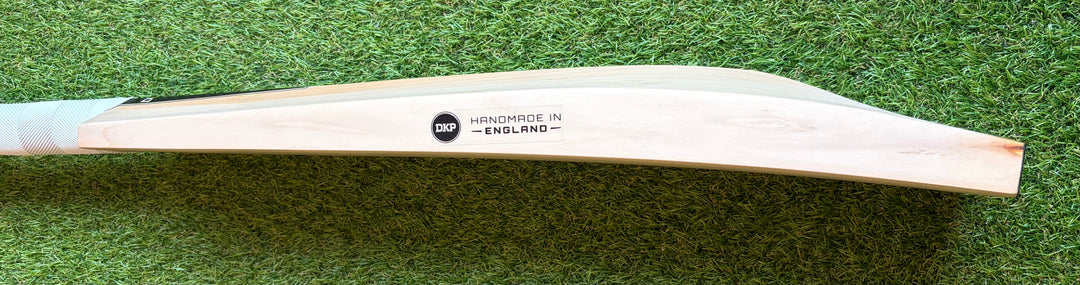 DKP Reserve Edition Butterfly Cricket Bat