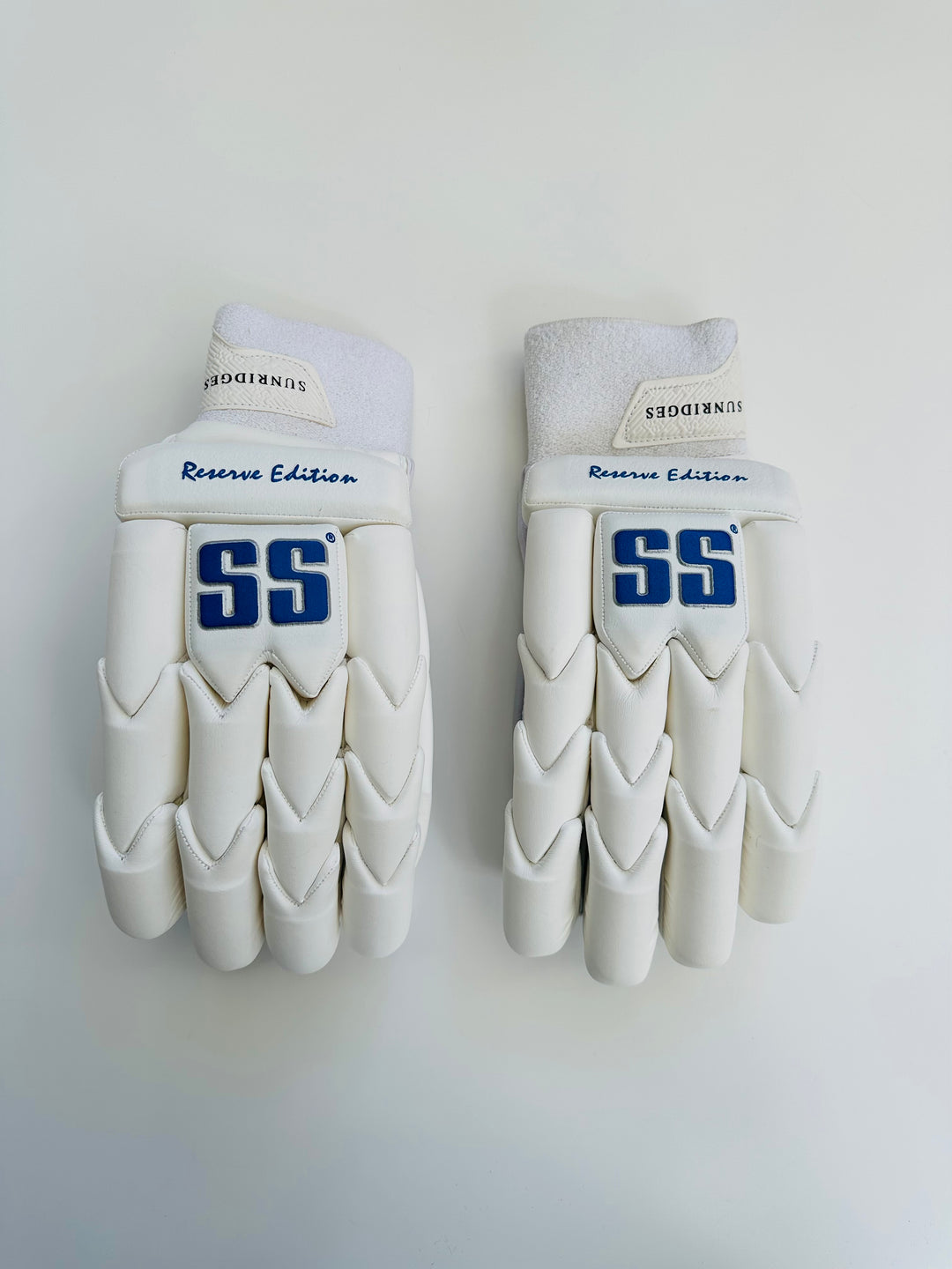 SS TON Reserve Edition Cricket Batting Gloves