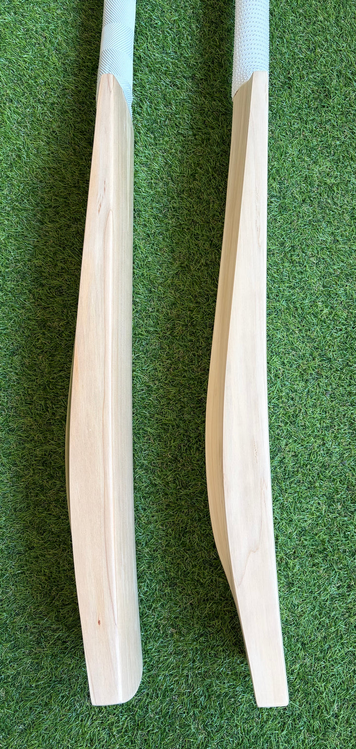 Plain Grade 1 English Willow Cricket Bat | Duckbill Profile