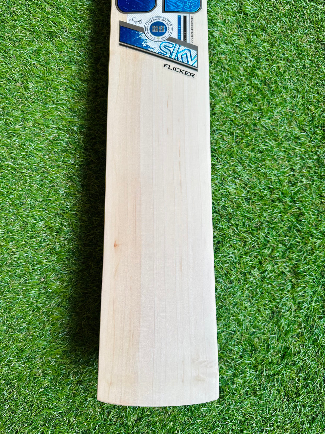 SS TON Sky Flicker Pro Cricket Bat | Harrow Size