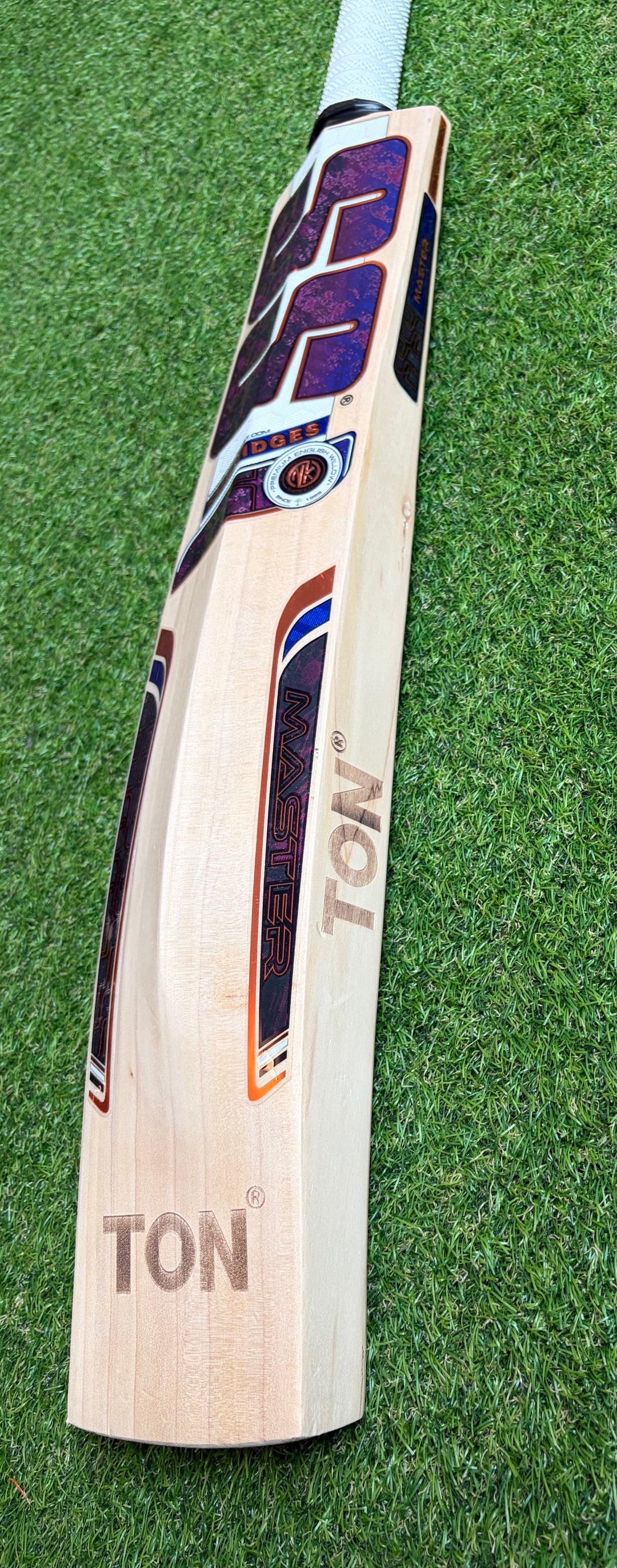 SS TON Master 5000 Cricket Bat | 40mm Edges