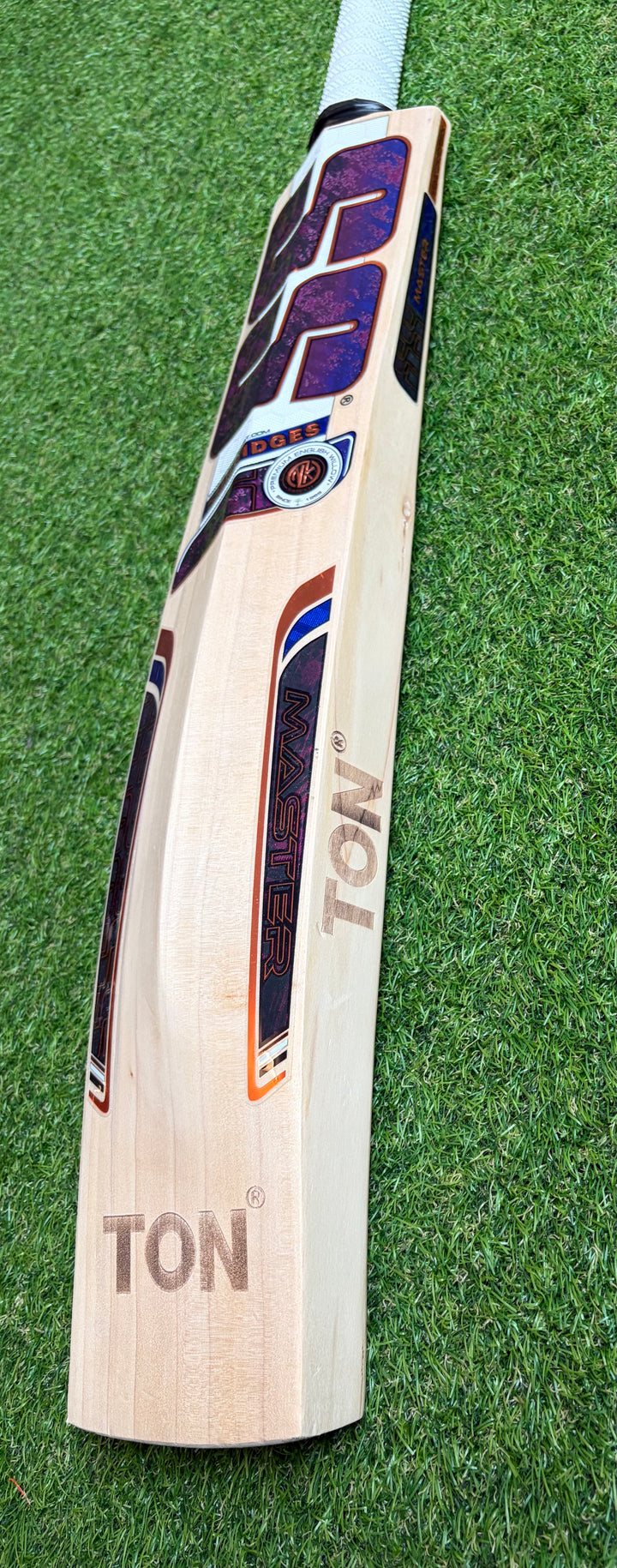 SS TON Master 5000 Cricket Bat | 40mm Edges