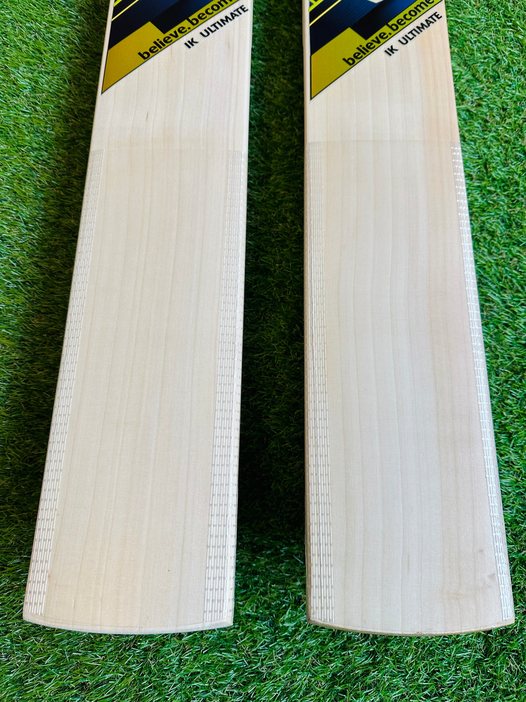 SG IK Ultimate Cricket Bat | IPL Edition | 13 Grains