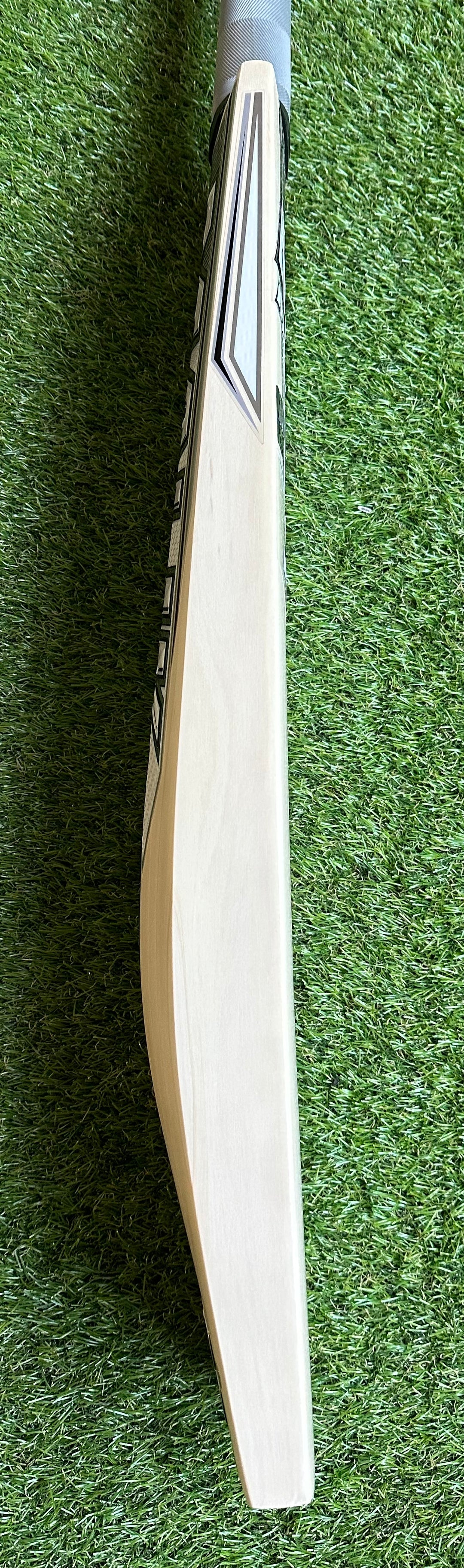 MB Malik Elite Edition Cricket Bat | Full Profile