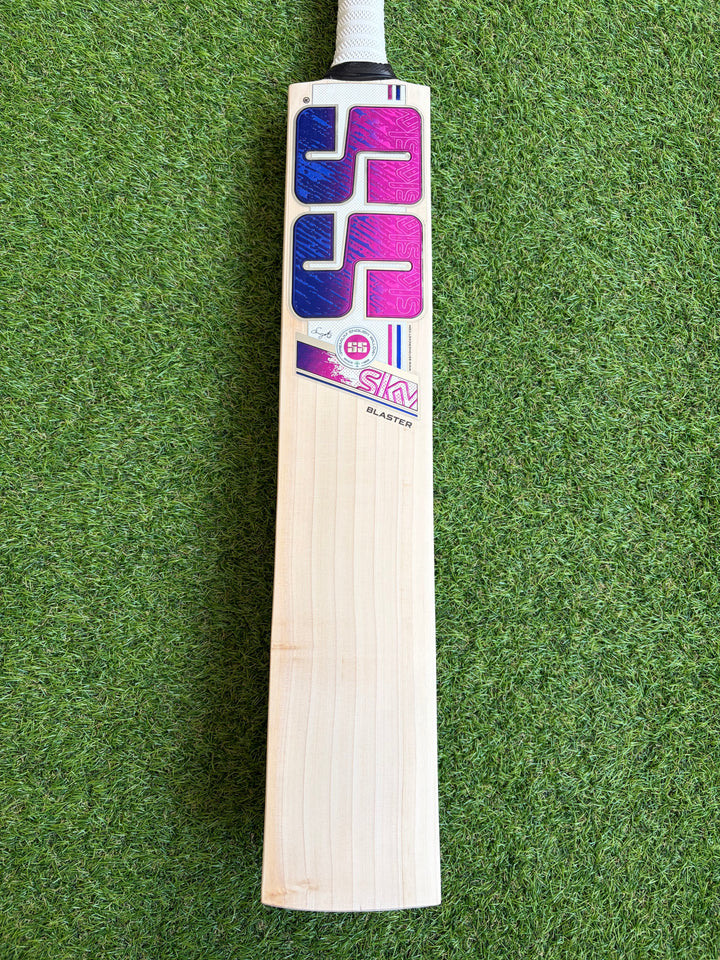 SS TON Sky Blaster Cricket Bat