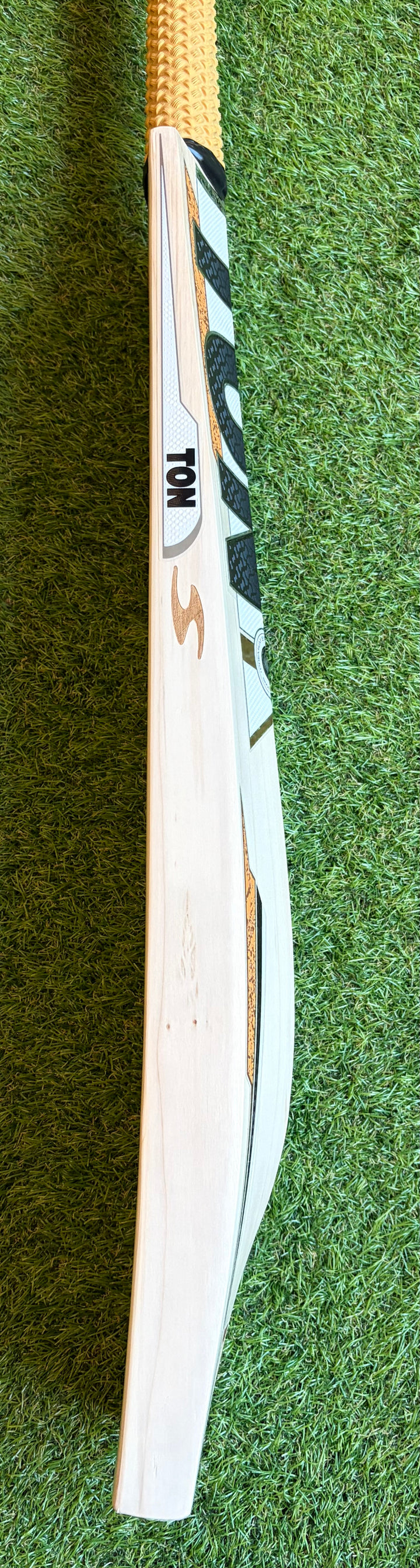 TON Legend Players Cricket Bat | Long Blade | 40mm Edges