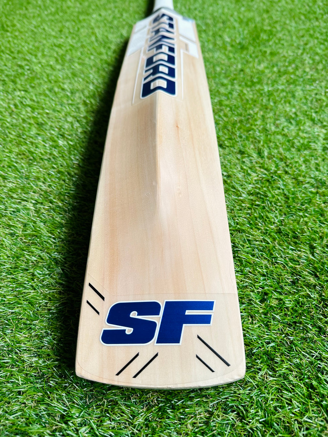 SF Magnum Icon Cricket Bat | 40mm Edges