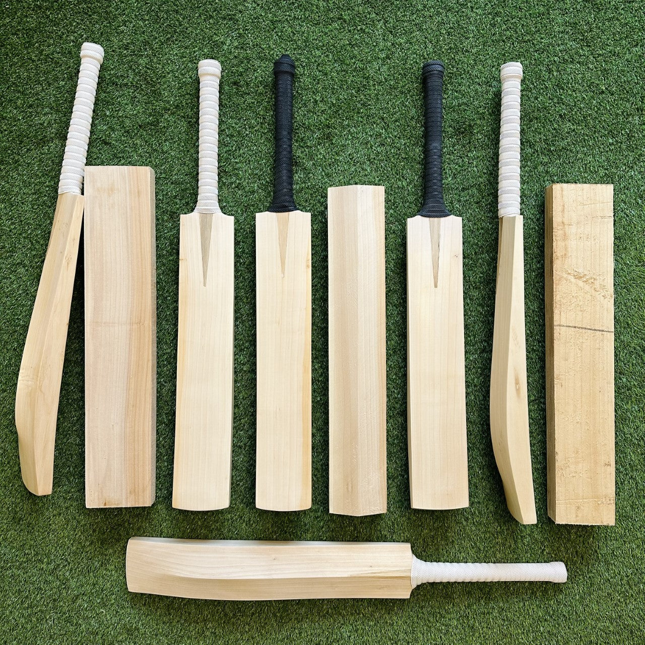 Custom Made Cricket Bats | Bespoke Cricket Bat | Made in England | Handmade Bats | Build your Cricket Bat |  Best Cricket Bats | Best Cricket Bats  |  Best English Willow Cricket Bats