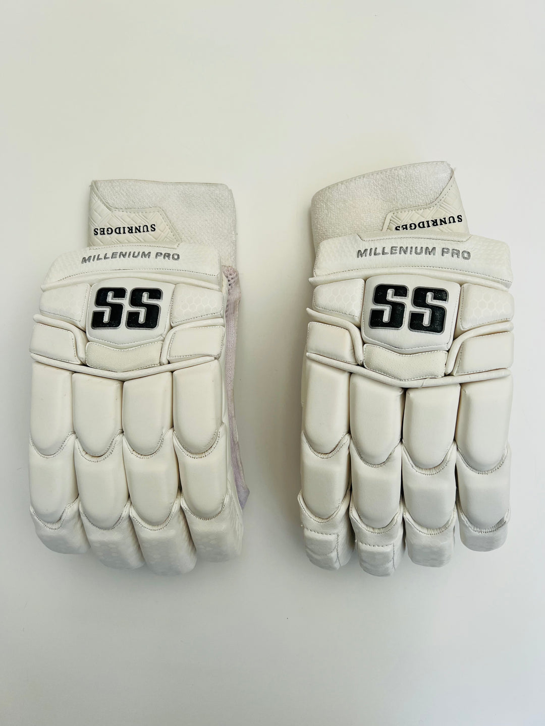 SS TON Millenium Pro White Cricket Batting Gloves