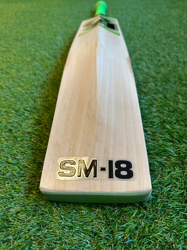 CA SM-18 5 Star Cricket Bat