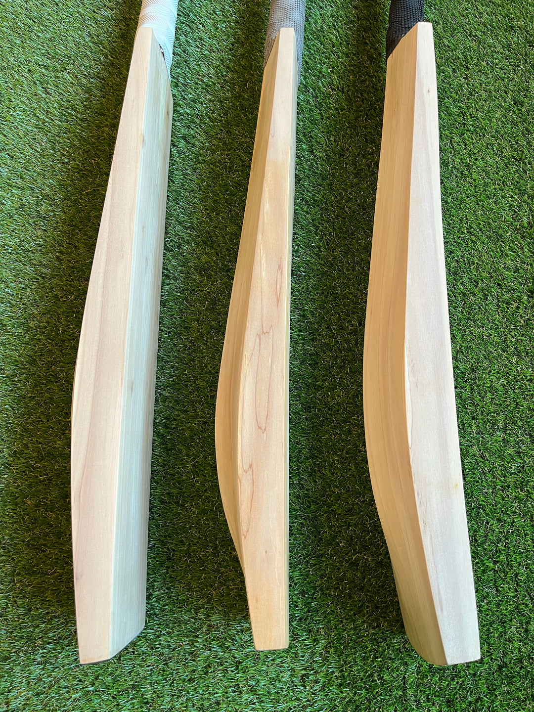 Plain Grade 2 English Willow Cricket Bats | Made in England | 40mm Edges