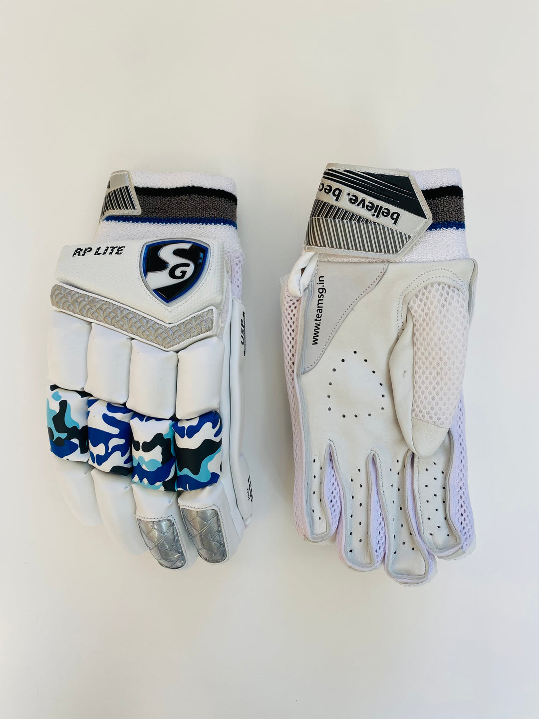 SG RP Lite Cricket Batting Gloves | As Endorsed by Rishabh Pant