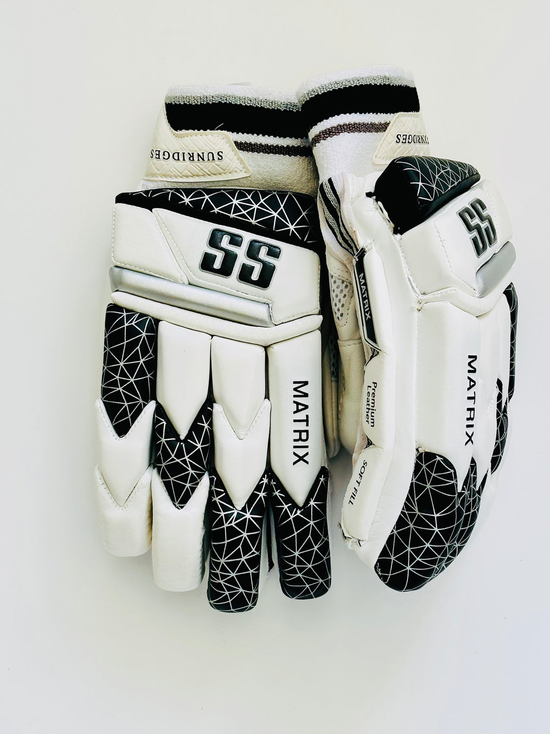 SS TON Matrix Cricket Batting Gloves